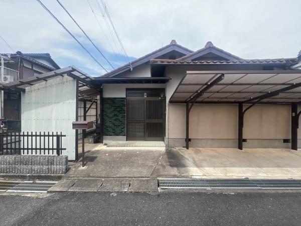 野洲市市三宅の中古一戸建て
