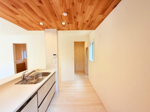 野洲市永原 新築住宅 2号地(キッチン)