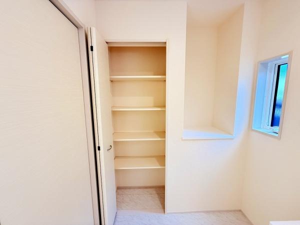 野洲市永原 新築住宅 2号地(収納)