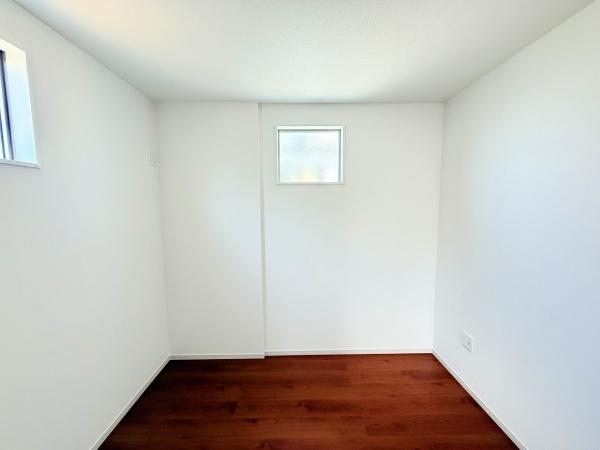 守山市下之郷1丁目 2号地(洋室)