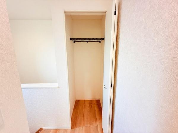 野洲市冨波甲第4　1号棟