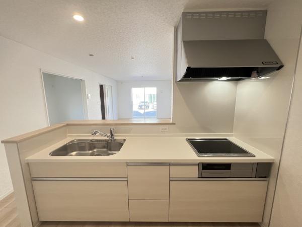 野洲市冨波甲第4　1号棟
