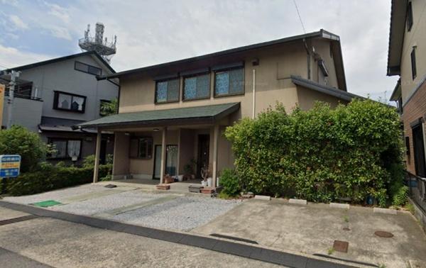 近江八幡市中村町　中古住宅（診療所）