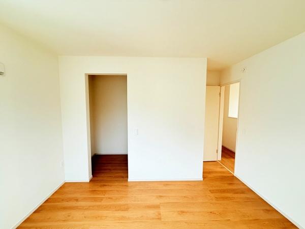 守山市阿村町1期　2号棟