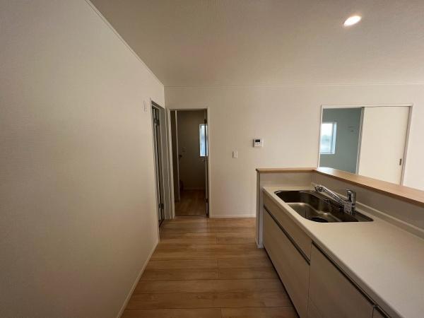 野洲市上屋第二　新築住宅　2号棟