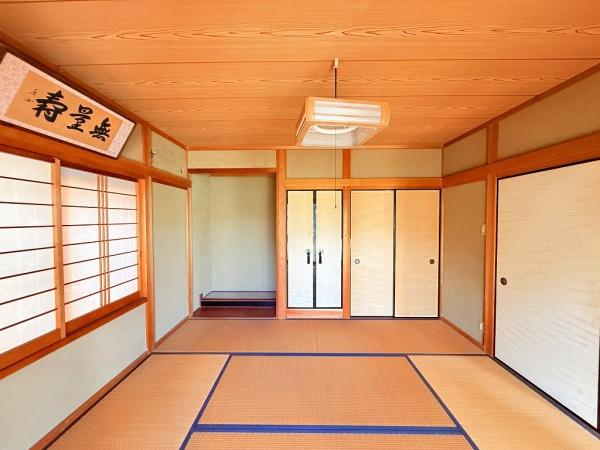近江八幡市鷹飼町北１丁目の中古一戸建て