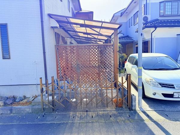 近江八幡市鷹飼町北１丁目の中古一戸建て