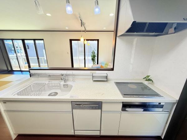 野洲市西河原　店舗付き中古住宅