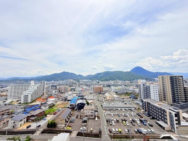グラン・ブルー野洲　最上階角部屋