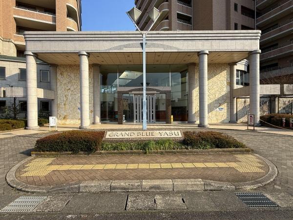 グラン・ブルー野洲　最上階角部屋