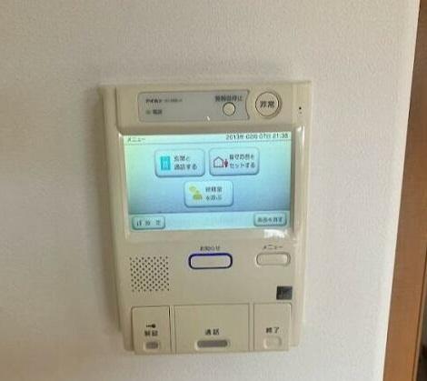 サーバス春日町