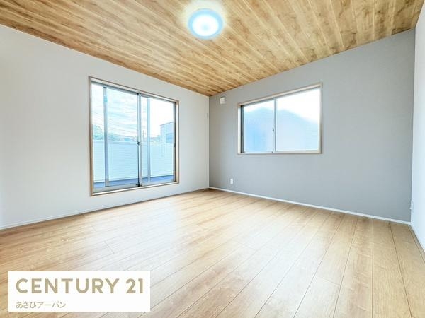 モダンライフシティー矢作町　C棟　新築戸建