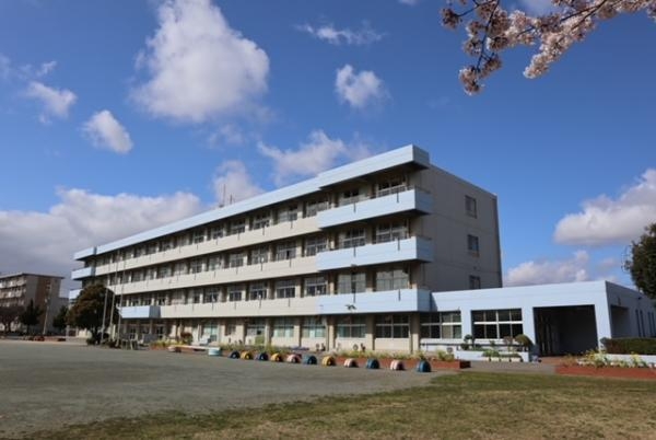 第二検見川ハウス5号棟(千葉市立磯辺小学校)
