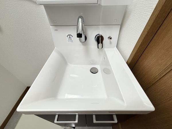 千葉市中央区葛城３丁目の中古一戸建て