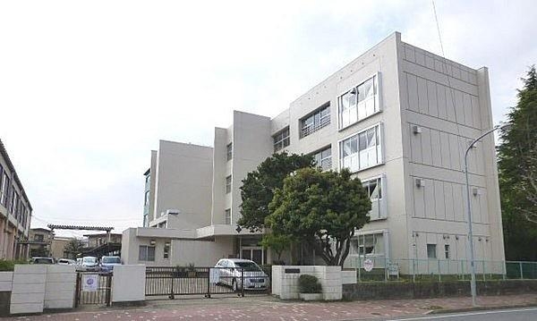 シーズガーデン千城台(千葉市立千城台東小学校)