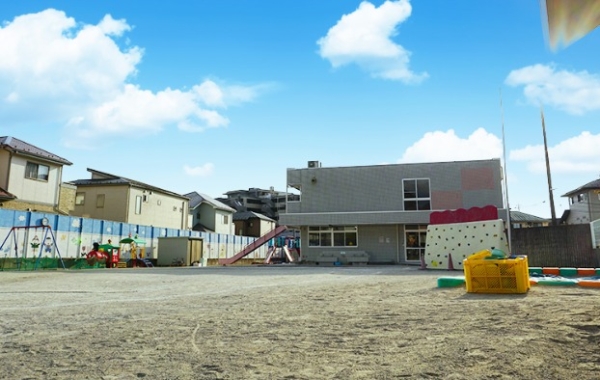 エステ・スクエア青葉の森三番館(こまどり幼稚園)