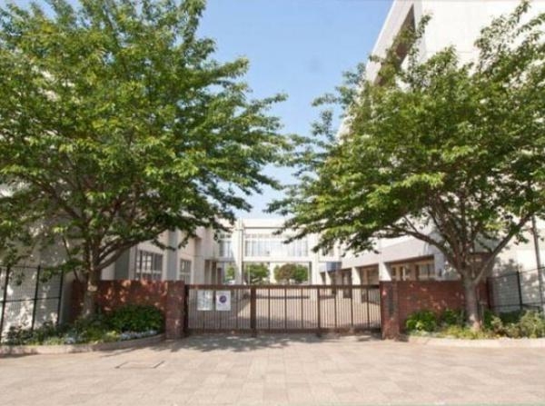 千葉市稲毛区轟町４丁目の中古一戸建て(千葉市立轟町中学校)