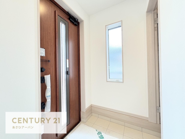 千葉市中央区矢作町 新築分譲住宅 QUAD 4号棟(玄関)