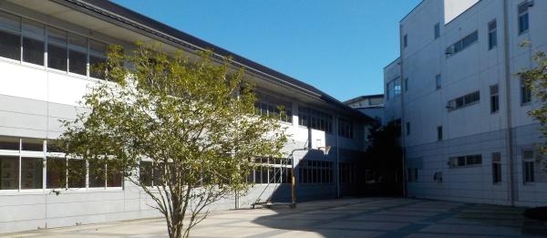 四街道市めいわ３丁目の中古一戸建て(四街道市立四街道中学校)