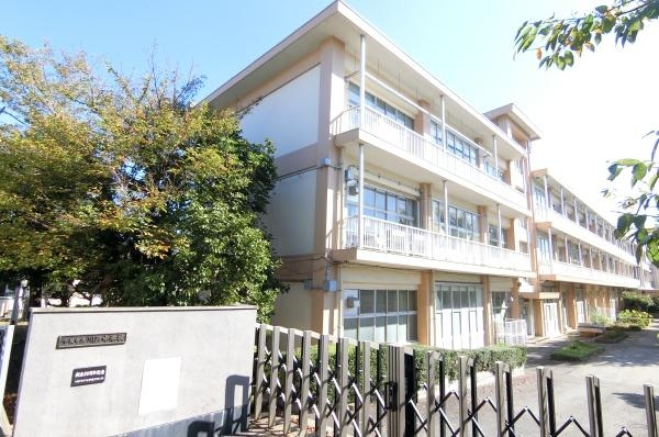 千葉市中央区仁戸名町の中古一戸建て(千葉市立川戸中学校)