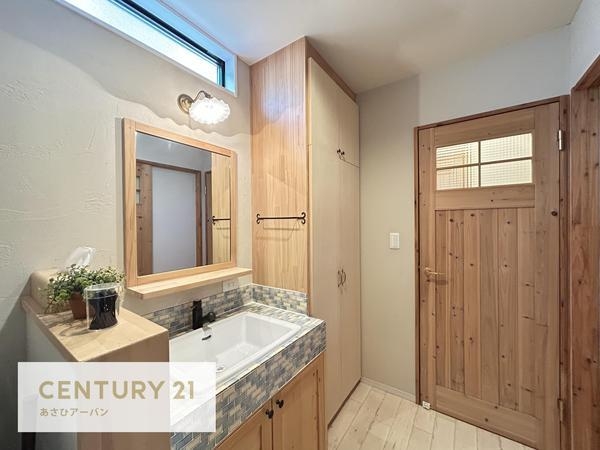 千葉市中央区仁戸名町の中古一戸建て