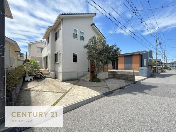 四街道市めいわ２丁目の中古一戸建て