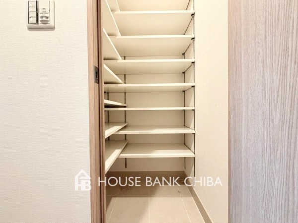 CHIBA　CENTRAL　TOWER