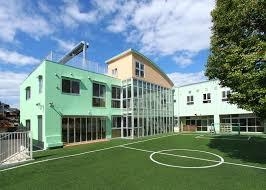 青葉の森公園通り１３号棟(梅乃園幼稚園)