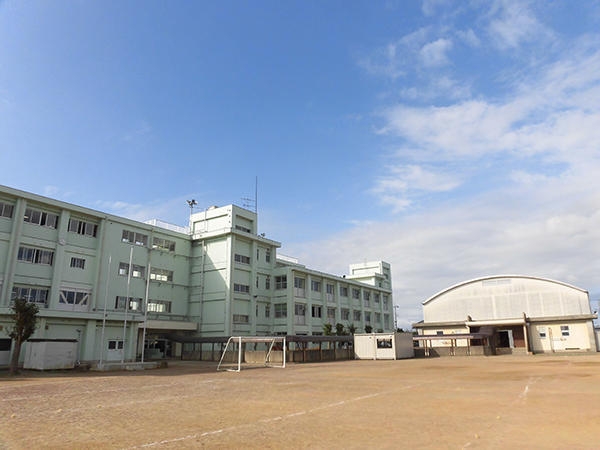 ブルーミングガーデン　千葉市緑区誉田町１丁目１期１号棟(千葉市立誉田小学校)