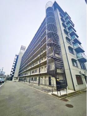 日商岩井泉尾マンション１号棟