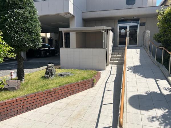 メゾンドアロー