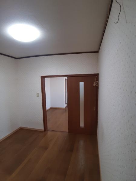堺市西区上野芝向ヶ丘町４丁の中古一戸建て