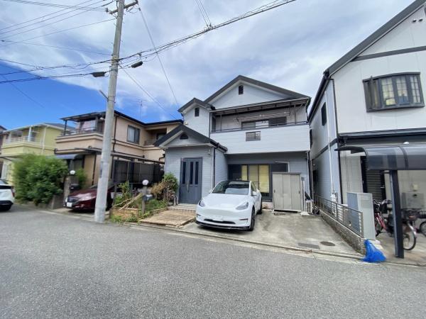 堺市西区浜寺船尾町東1丁の中古一戸建て(前面道路含む現地写真)