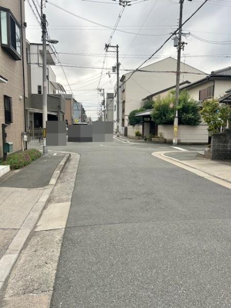 大阪市住之江区西加賀屋2丁目の中古一戸建て(前面道路含む現地写真)