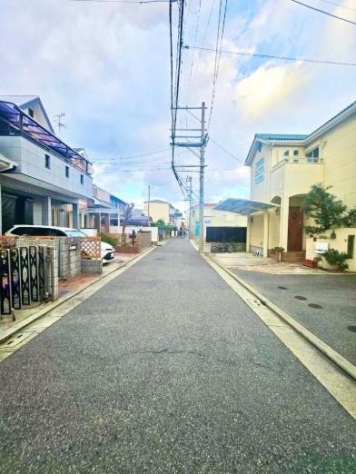 堺市西区浜寺諏訪森町中１丁の中古一戸建て