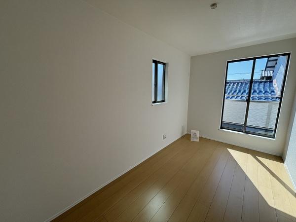 堺市西区堀上緑町１丁　新築戸建