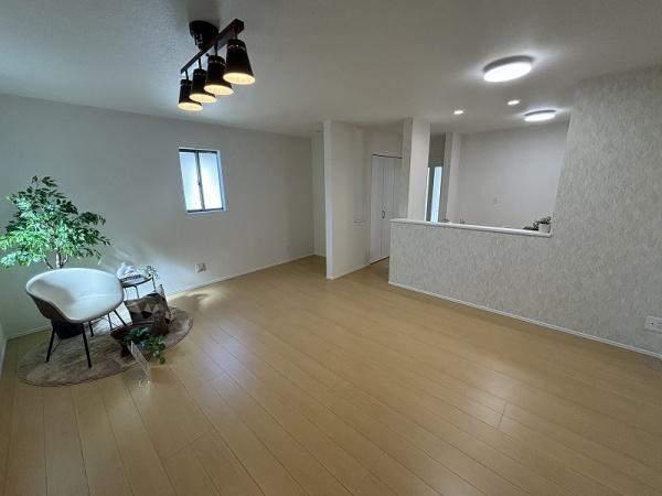 堺市西区堀上緑町１丁　新築戸建