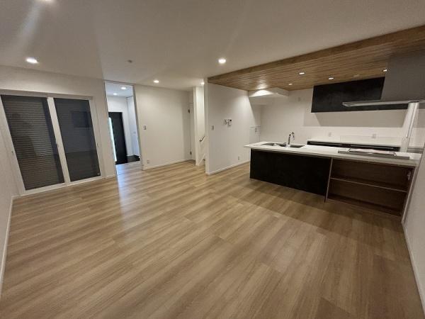 堺市堺区旭ヶ丘北町３丁　新築戸建