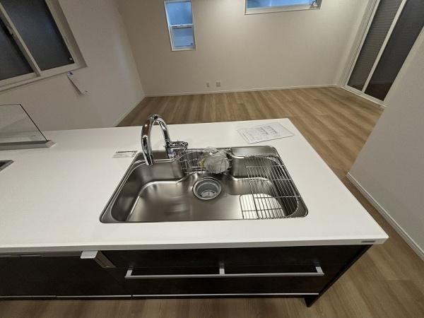 堺市堺区旭ヶ丘北町３丁　新築戸建