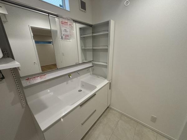 堺市堺区旭ヶ丘北町３丁　新築戸建