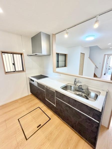 堺市西区草部　中古戸建
