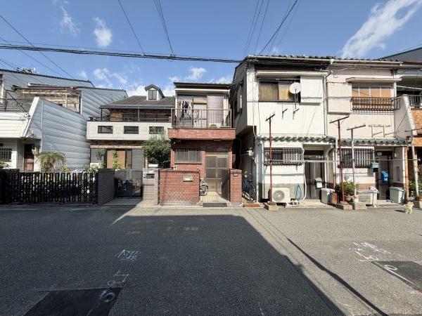 大阪市住之江区西加賀屋2丁目の中古一戸建て(前面道路含む現地写真)