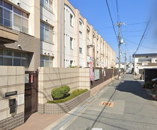 大阪市西成区潮路1丁目の土地(大阪市立成南中学校)