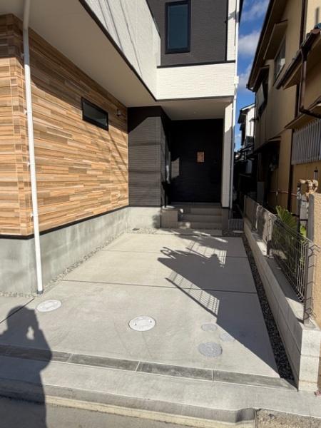 堺市西区浜寺船尾西２期　１号棟
