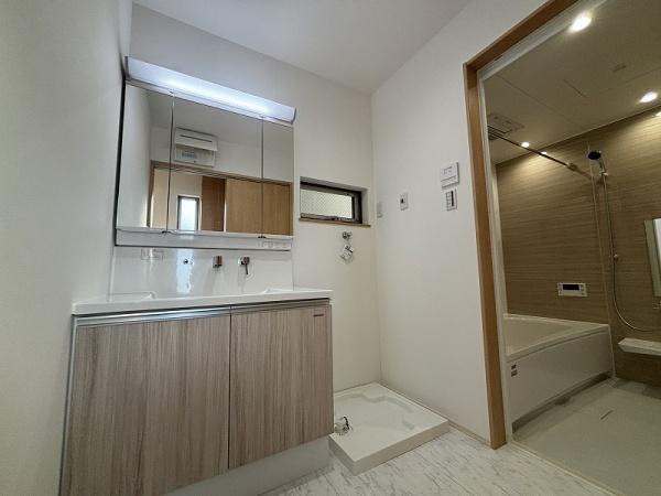 堺市西区神野町１丁　中古戸建