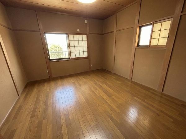住之江公園駅　店舗事務所