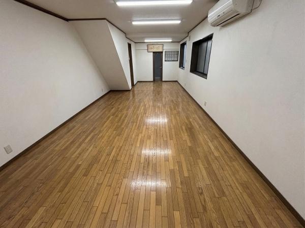 住之江公園駅　店舗事務所