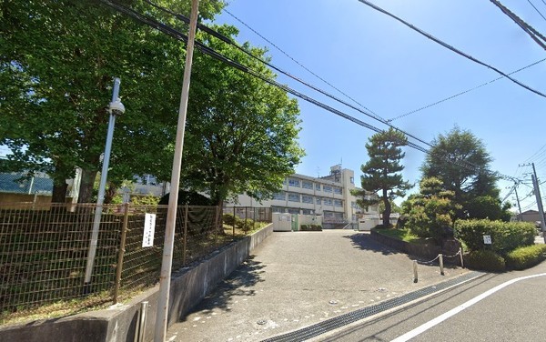 堺市西区草部の中古一戸建て(堺市立福泉中学校)