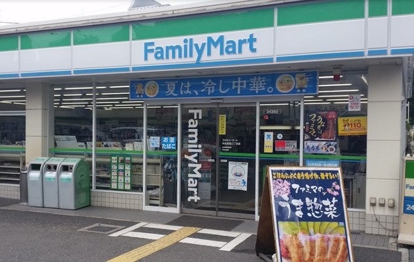 プレサンスロジェ住之江レジデンス(ファミリーマート中加賀屋二丁目店)