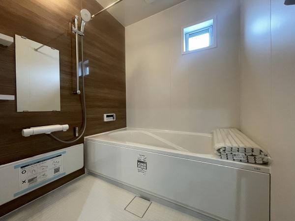 堺市西区上野芝向ヶ丘町６丁　新築戸建